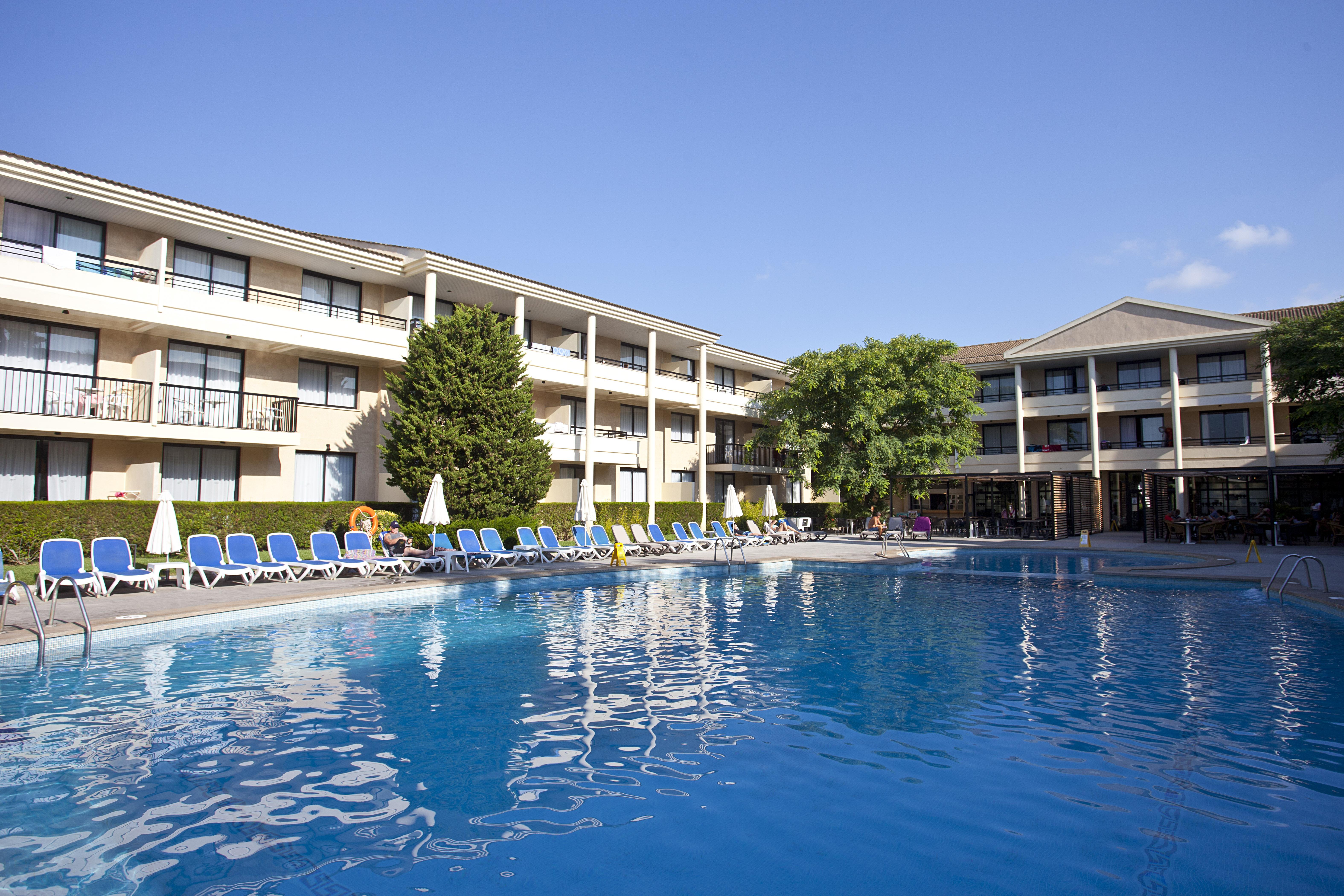 Hotel Bahia Pollensa ポルト・ダ・ポリェンサ エクステリア 写真