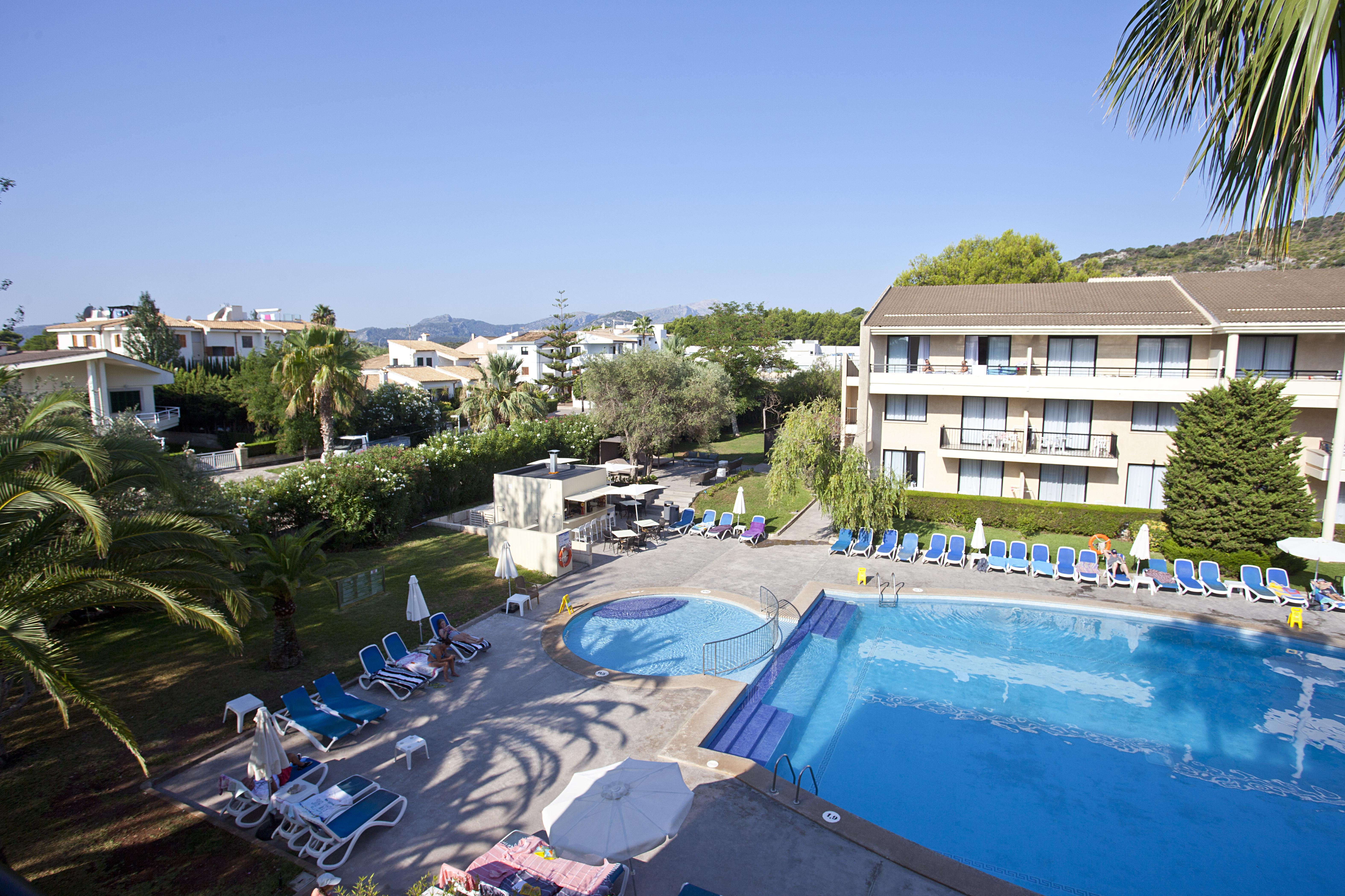 Hotel Bahia Pollensa ポルト・ダ・ポリェンサ エクステリア 写真