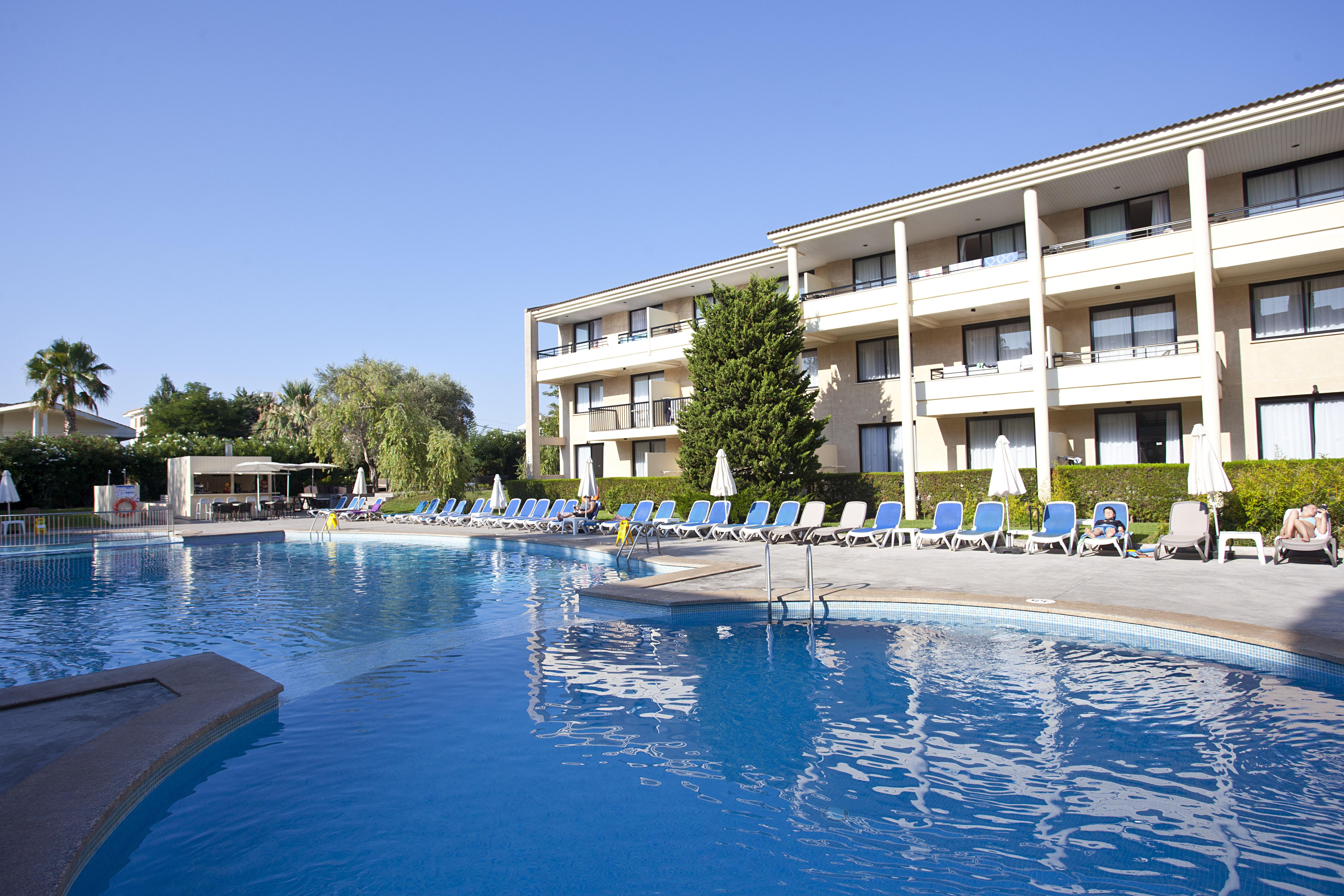 Hotel Bahia Pollensa ポルト・ダ・ポリェンサ エクステリア 写真