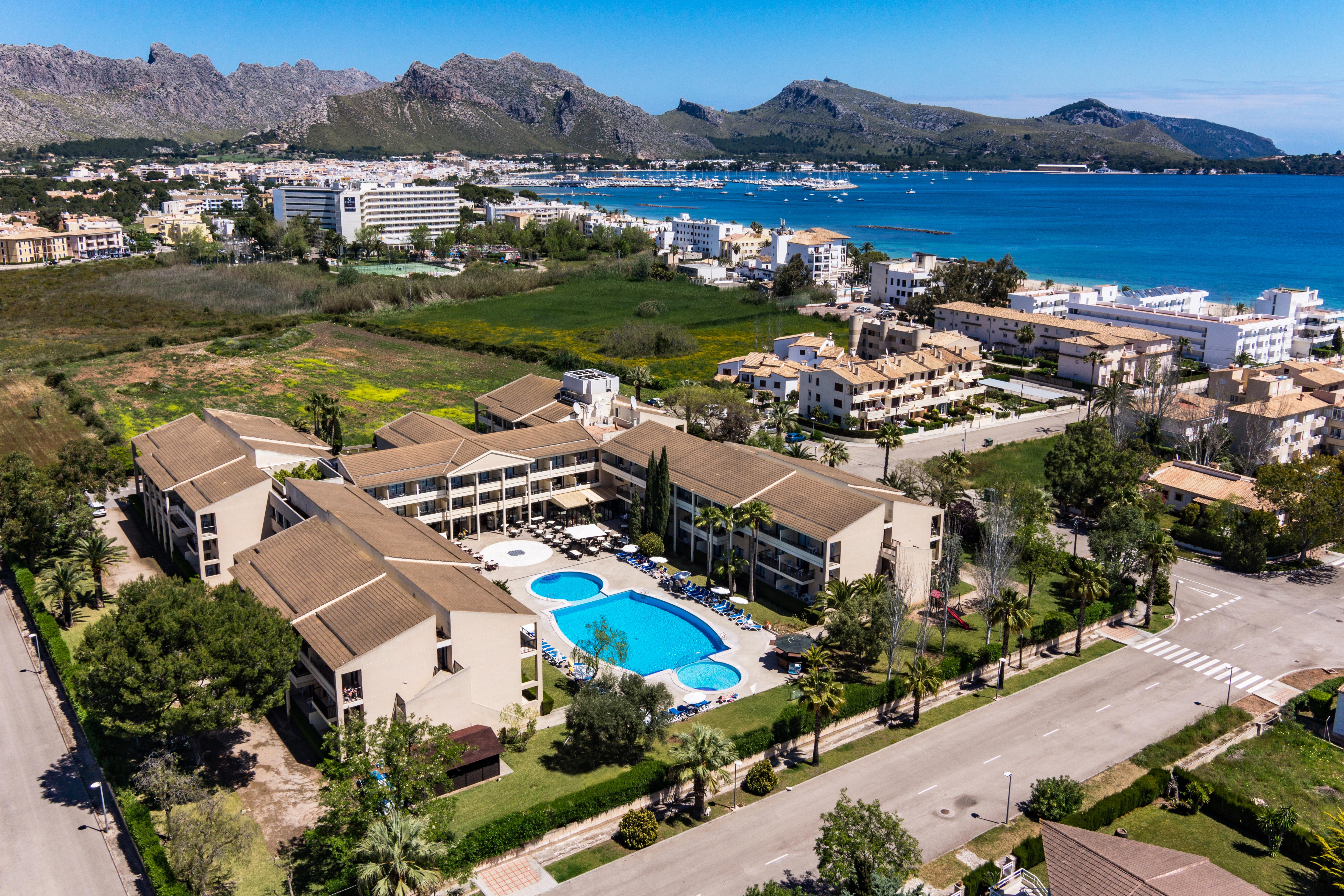 Hotel Bahia Pollensa ポルト・ダ・ポリェンサ エクステリア 写真