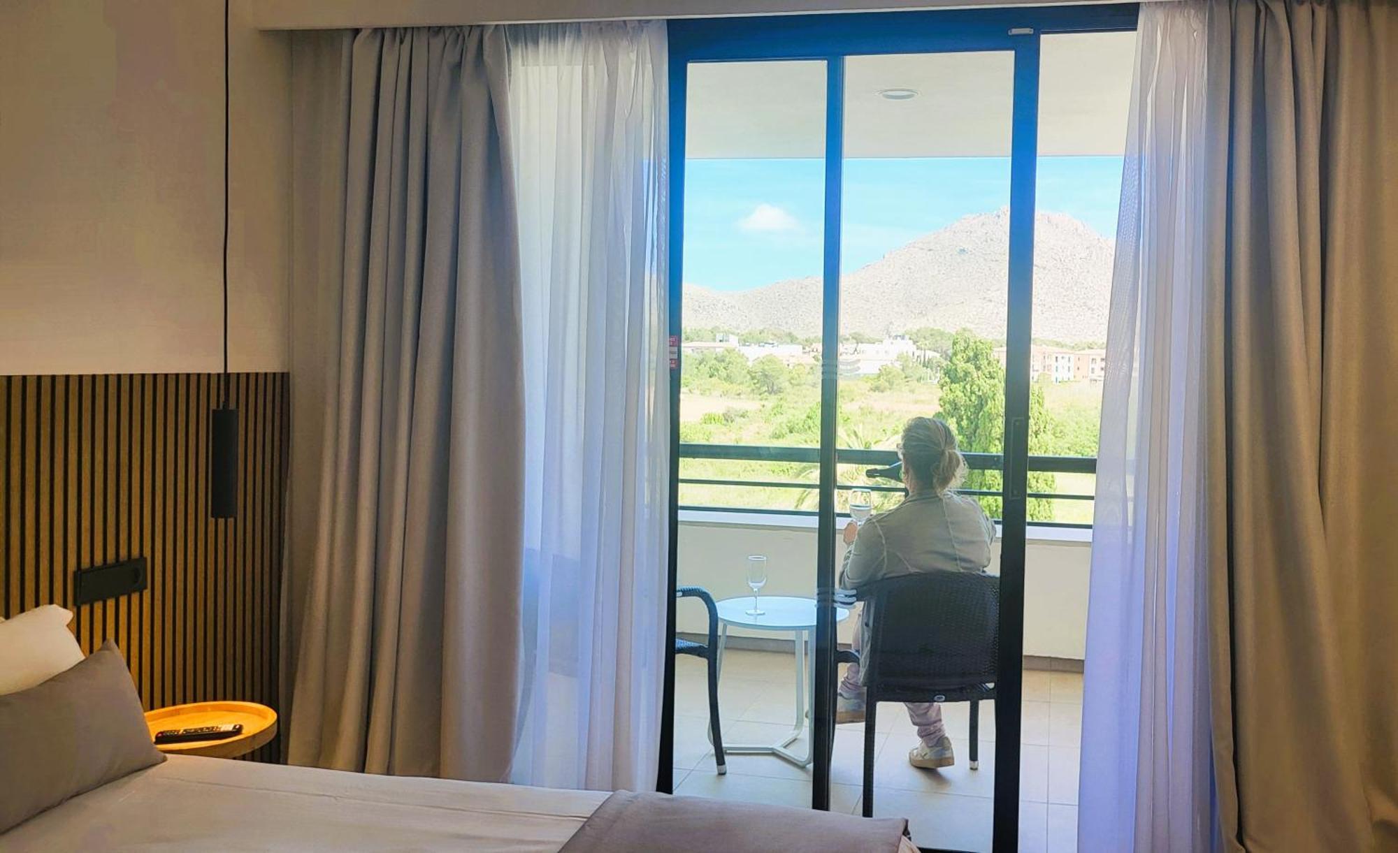 Hotel Bahia Pollensa ポルト・ダ・ポリェンサ エクステリア 写真