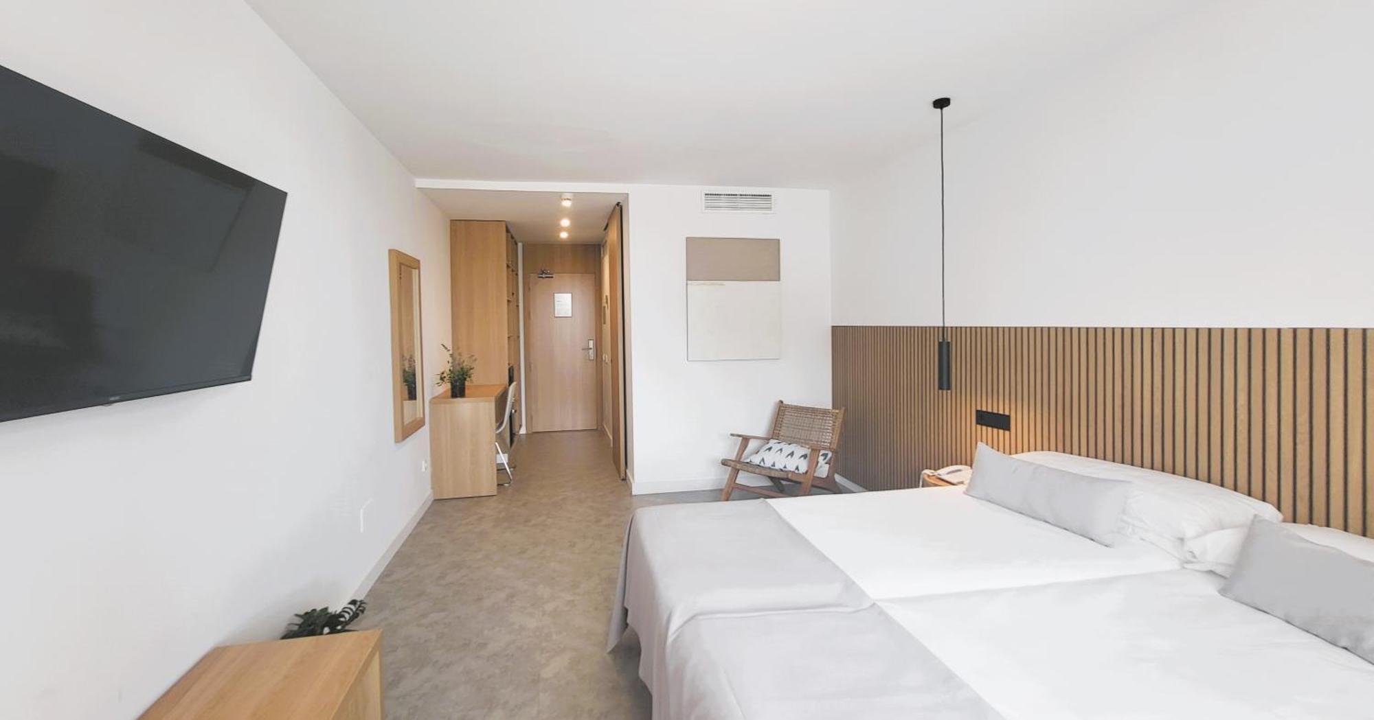 Hotel Bahia Pollensa ポルト・ダ・ポリェンサ エクステリア 写真