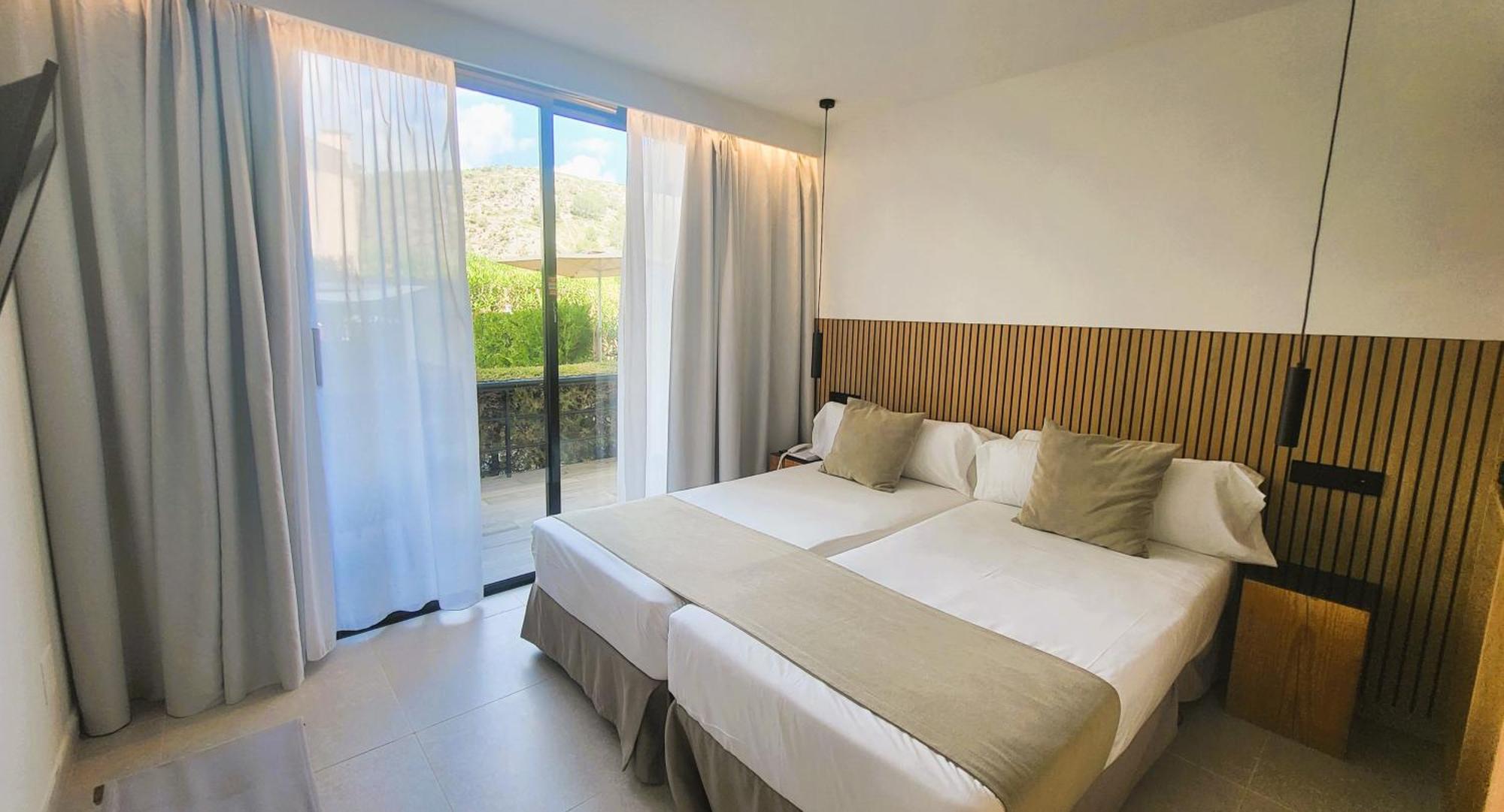 Hotel Bahia Pollensa ポルト・ダ・ポリェンサ エクステリア 写真